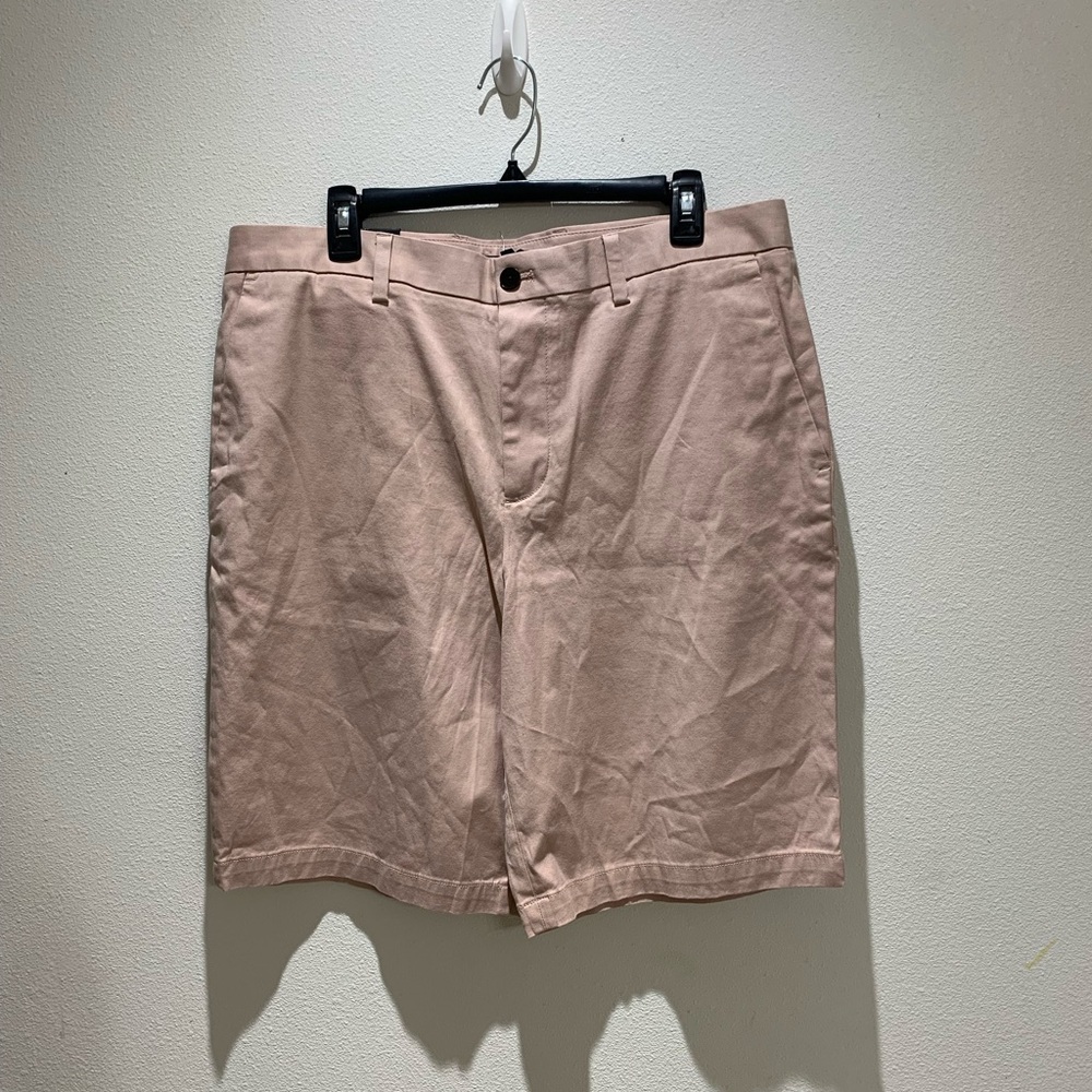 Banana Republic Men's 11" Emerson Short Light Pink Size 35 NWT